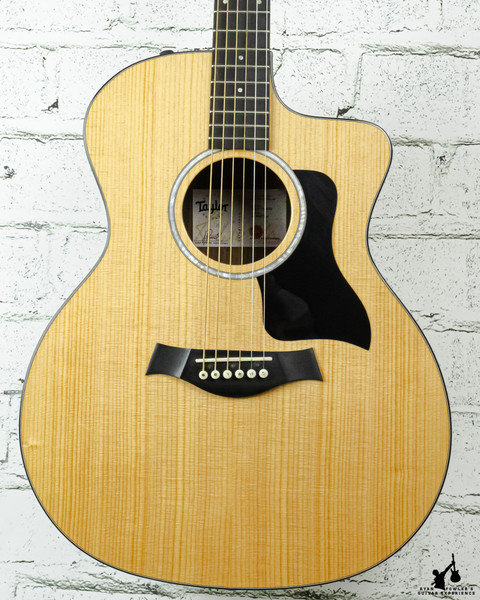 Taylor 214ce Plus Gloss Natural w/ TKL HSC