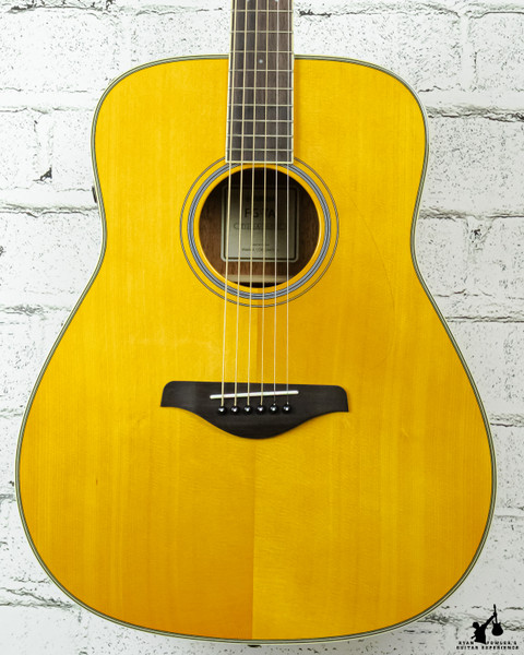 Yamaha FG-TA TransAcoustic Dreadnought Vintage Tint (#1134)