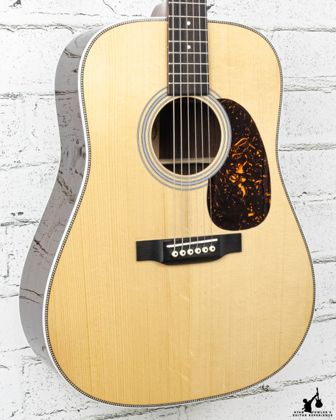 2021 Martin D-28 Special Adirondack Spruce Top w/OHSC