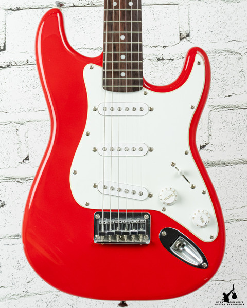 Squier Mini Strat Red