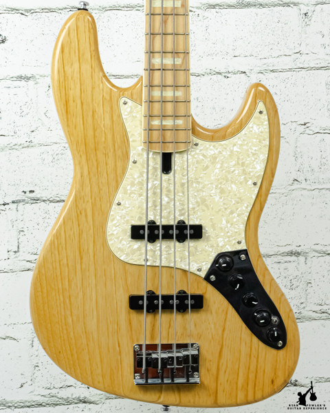 Sire Marcus Miller V7 4-string Natural w/bag
