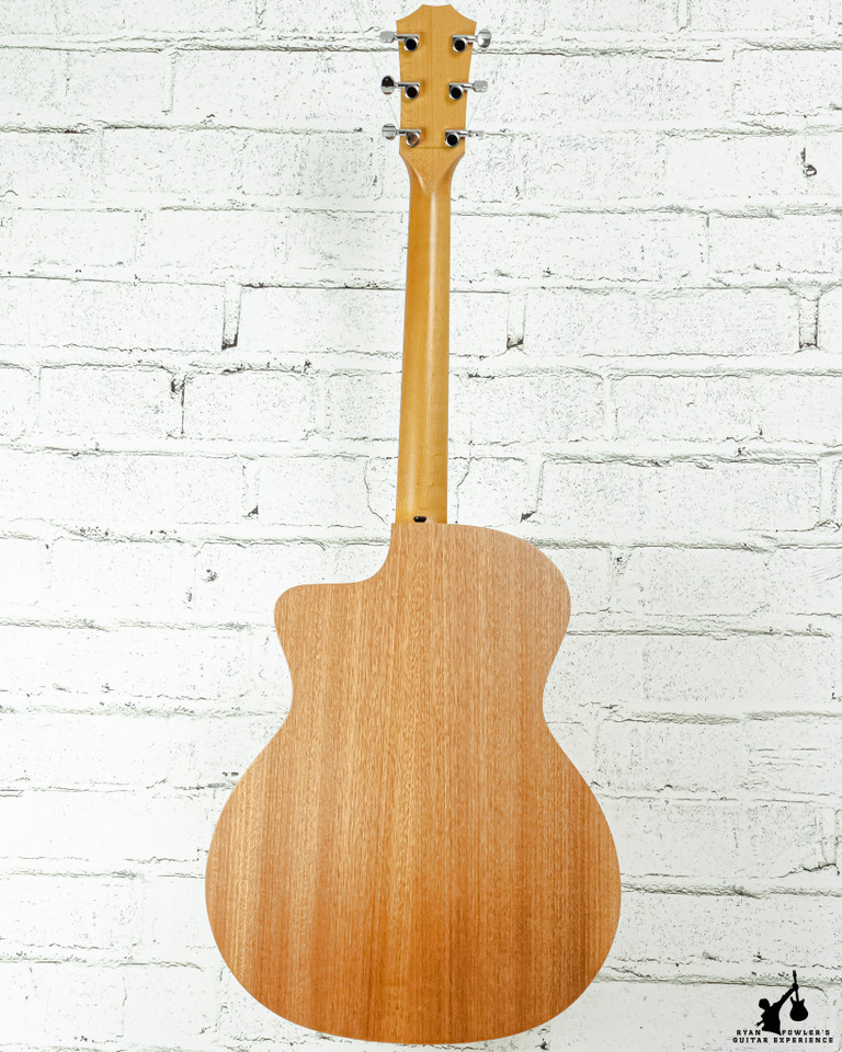 Taylor 24e Grand Auditorium Sapele/Mahogany w/ bag (#5354)