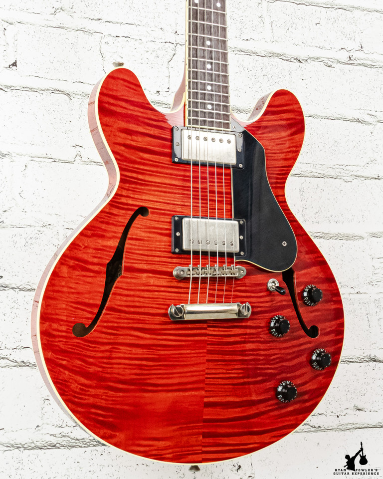 Collings I-35 Faded Cherry Aged Hardware and Finish w/ Case (#1271)