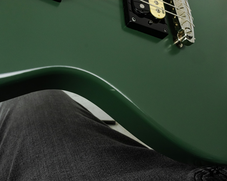 Used Godin Summit Classic w/bag