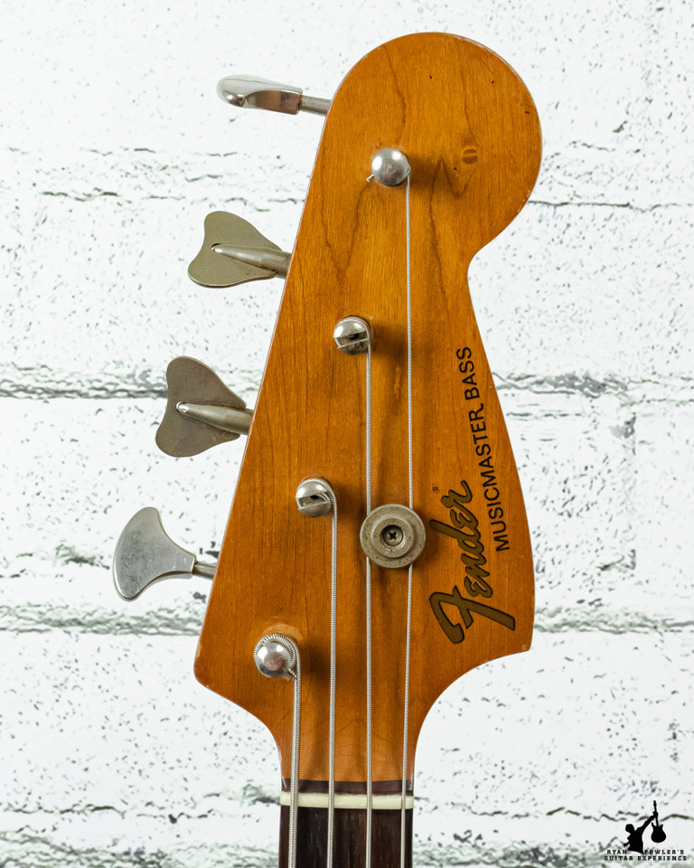 1971 Fender Musicmaster Bass Lake Placid Blue (Refinshed) w/OHSC