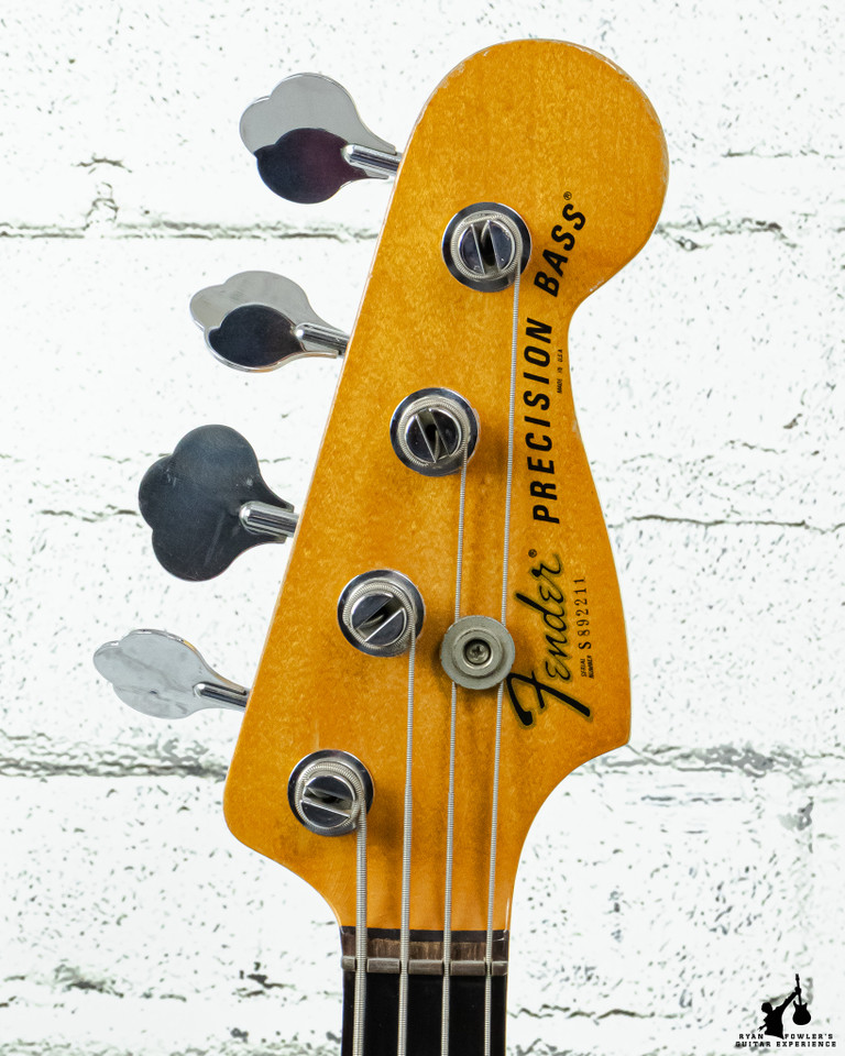 1979 Fender P Bass, Fretless modded w/ EMG Pickup w/ Chipboard case