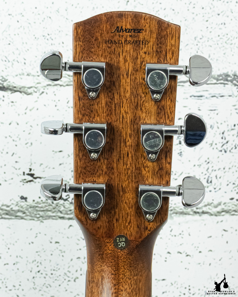 Alvarez AG610CE Acoustic Electric w/ Bag