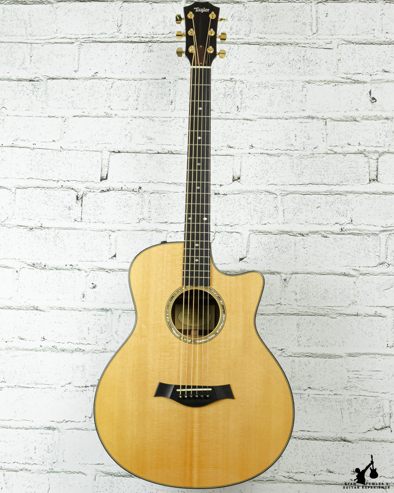 Taylor GT-6 Baritone w/ OHSC