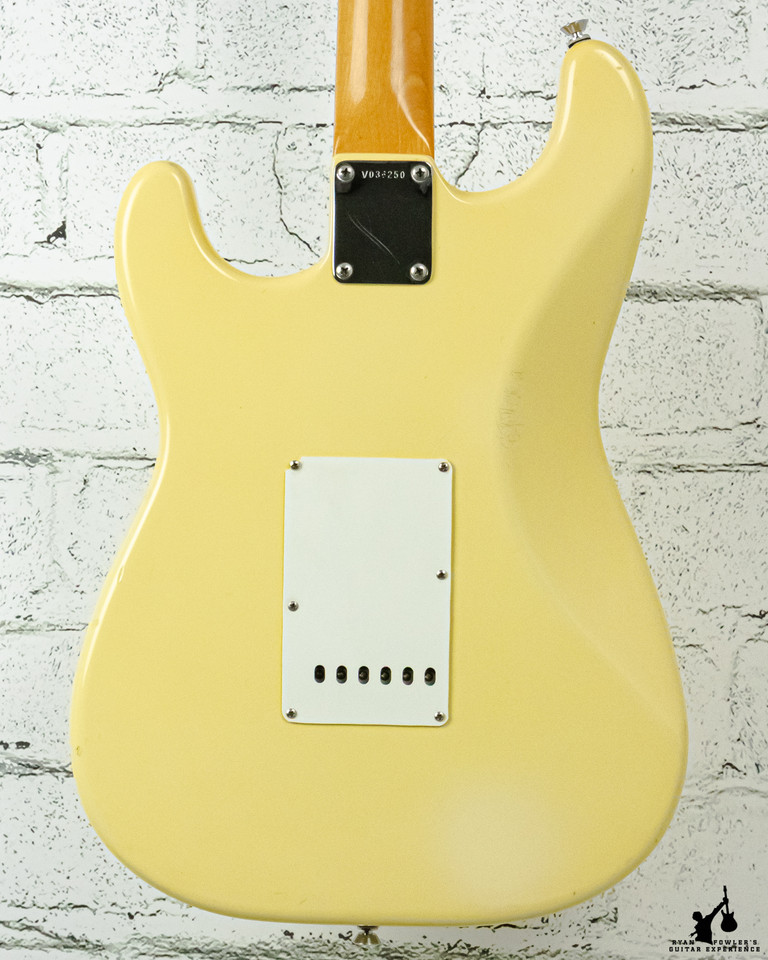 1988 Fender USA 1962 Reissue Stratocaster Olympic White w/ G&G Case
