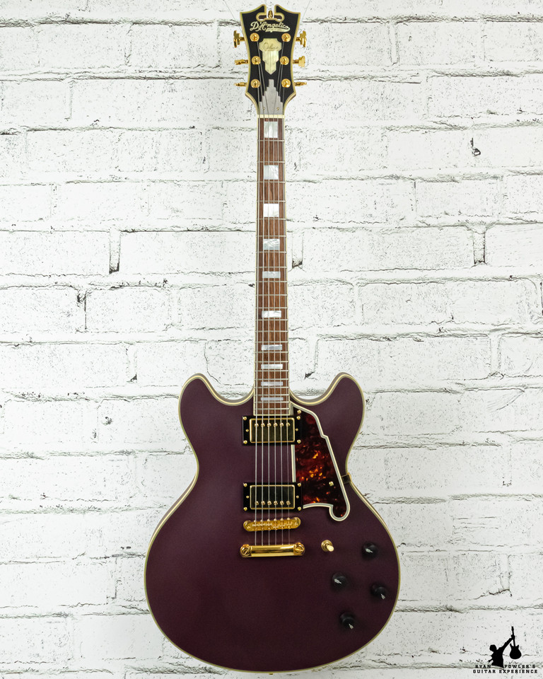 D'Angelico Deluxe Series Limited Edition DC Non F-Hole "One Off" Matte Plum w/ OHSC