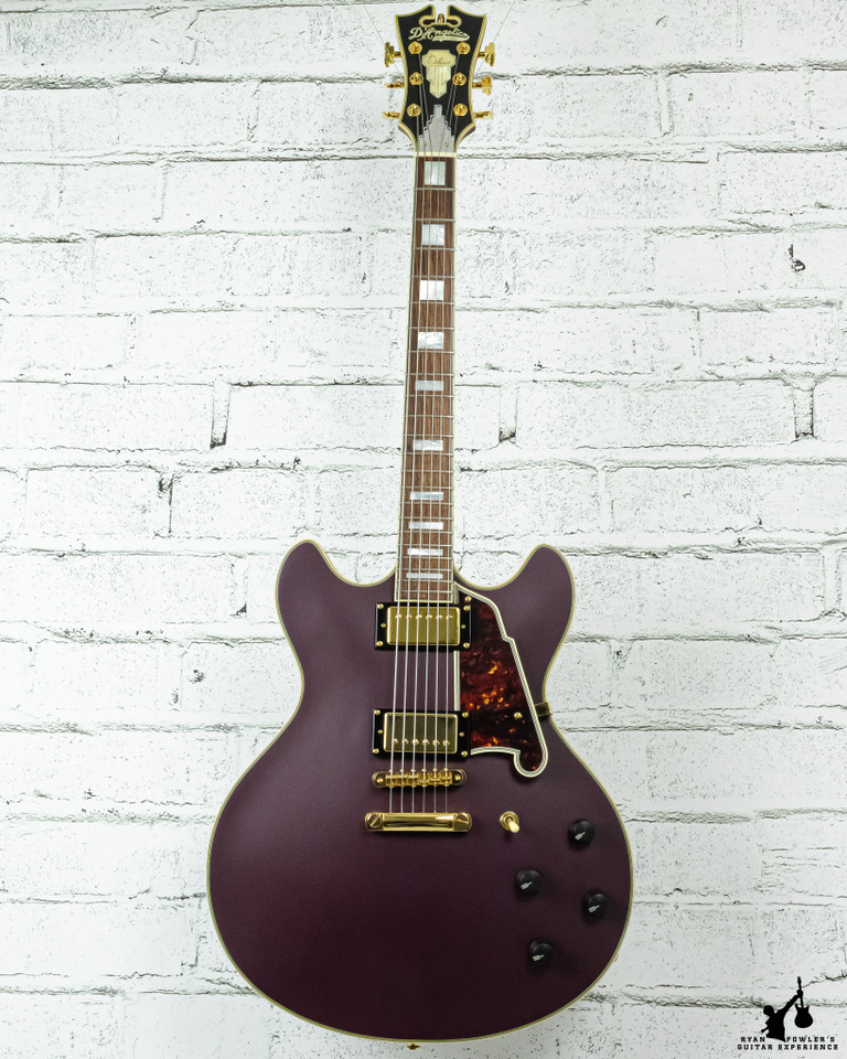 D'Angelico Deluxe Series Limited Edition DC Non F-Hole "One Off" Matte Plum w/ OHSC