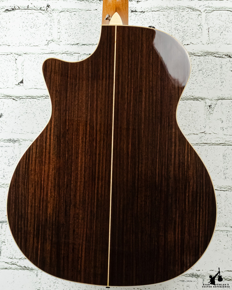 2016 Taylor 814ce Sunburst w/ OHSC