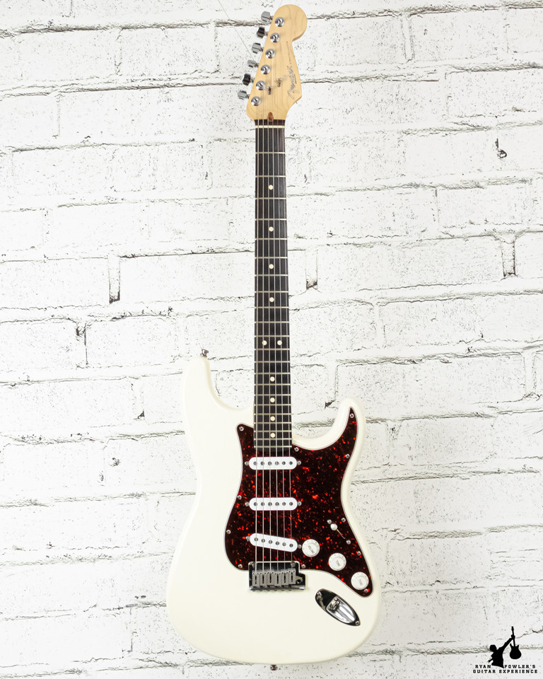1997 Fender USA Roadhouse Strat White w/ Case