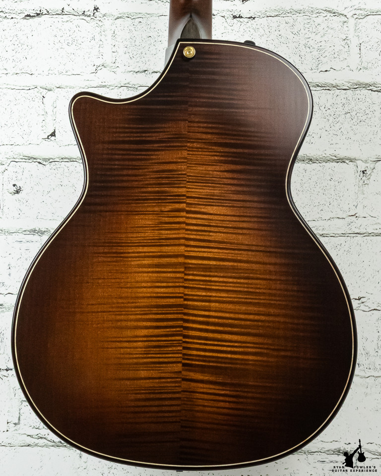 Taylor 614CE Builder's Edition Honeyburst w/ OHSC