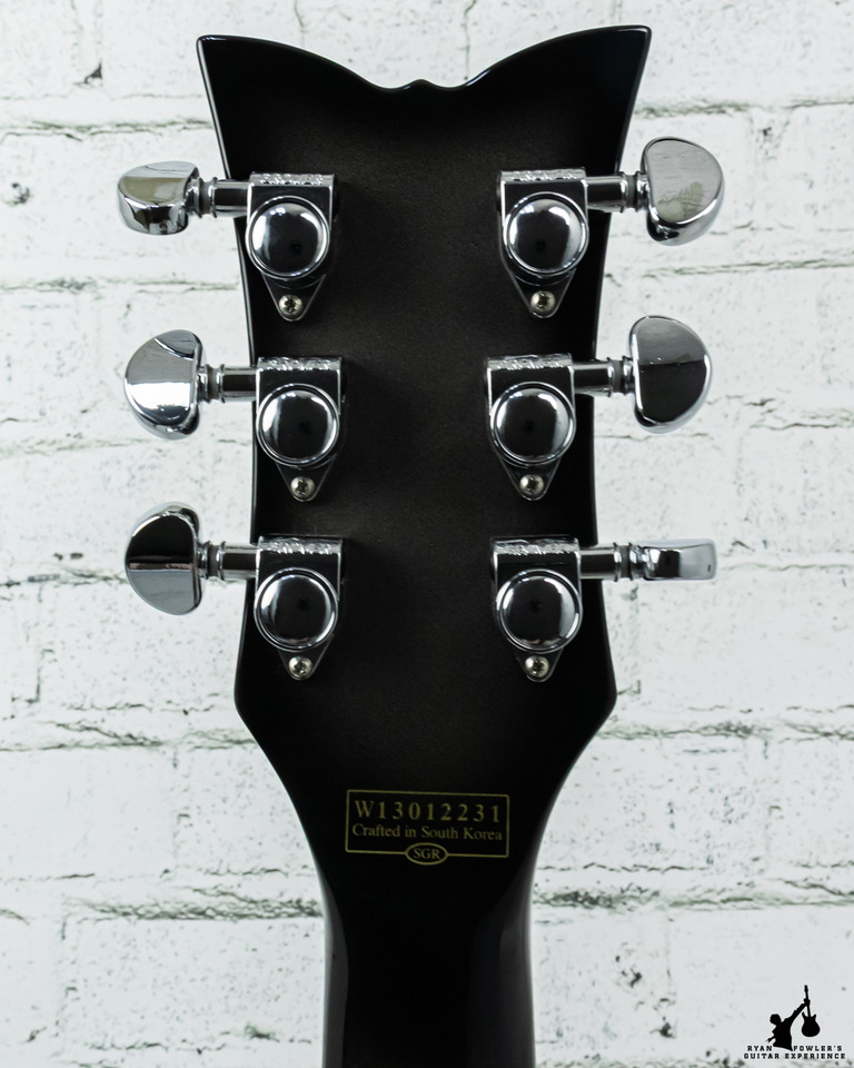 Used Schecter Diamond Series Ultra VI Silver Burst w/gigbag