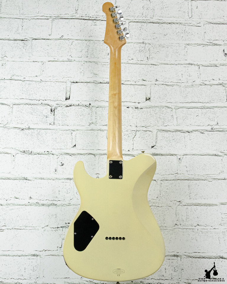 Yamaha Pacifica PAC311MS Mike Stern Cream (#1 of 2)