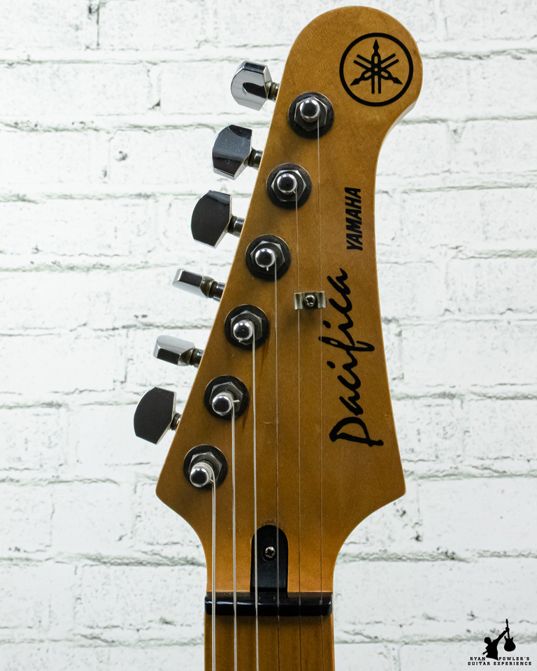 Yamaha Pacifica PAC311MS Mike Stern Cream (#1 of 2)
