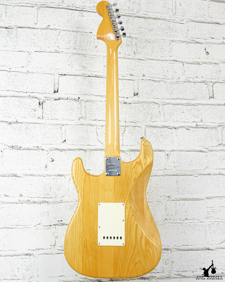Aria Pro II Matsumoku Japan Strikin Sound Natural w/ Case