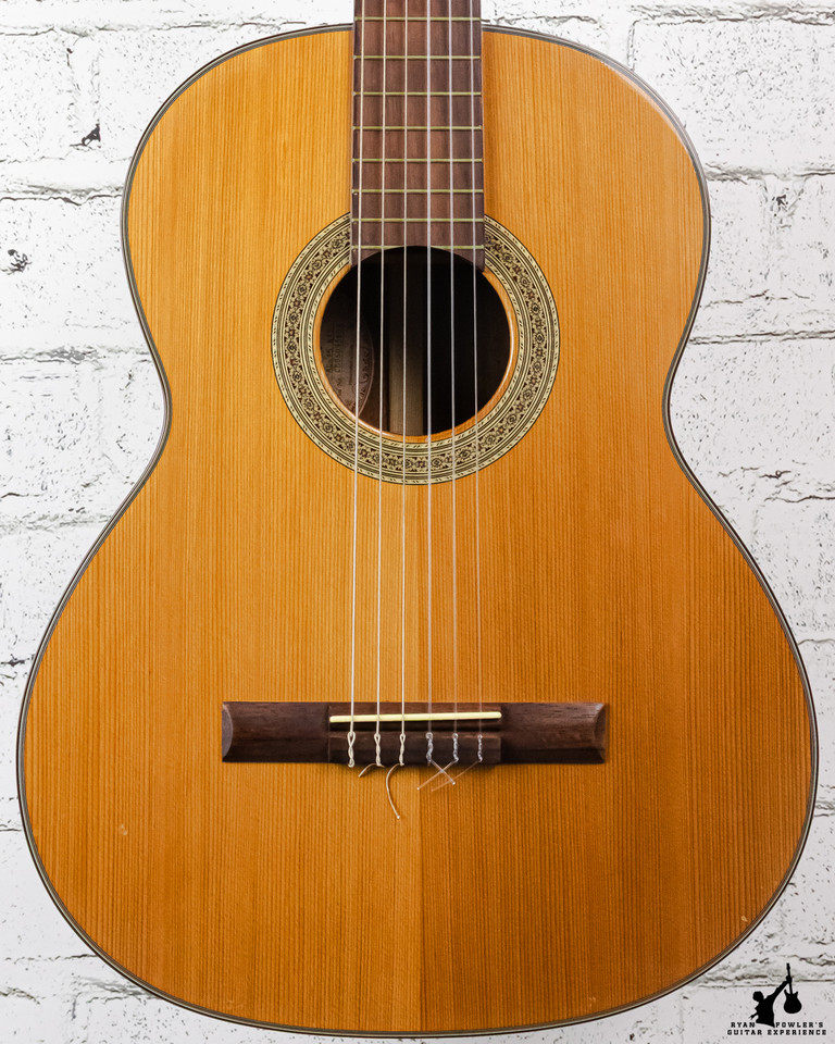 Cort AC-15 Classical w/HSC