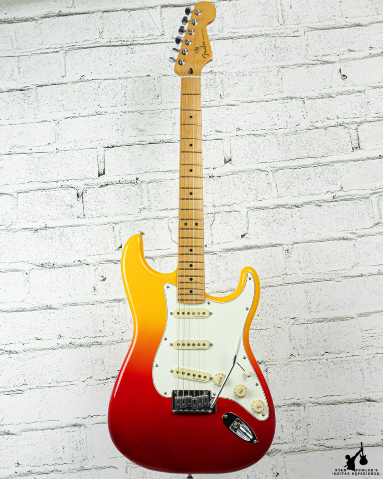 2022 Fender PLayer Plus Strat Sunset Fade