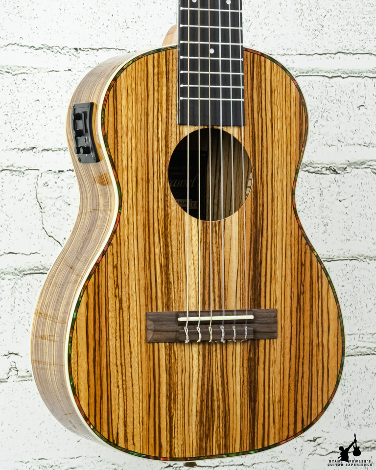 Caramel "Melts in my Heart" Acoustic Electric w/gig bag