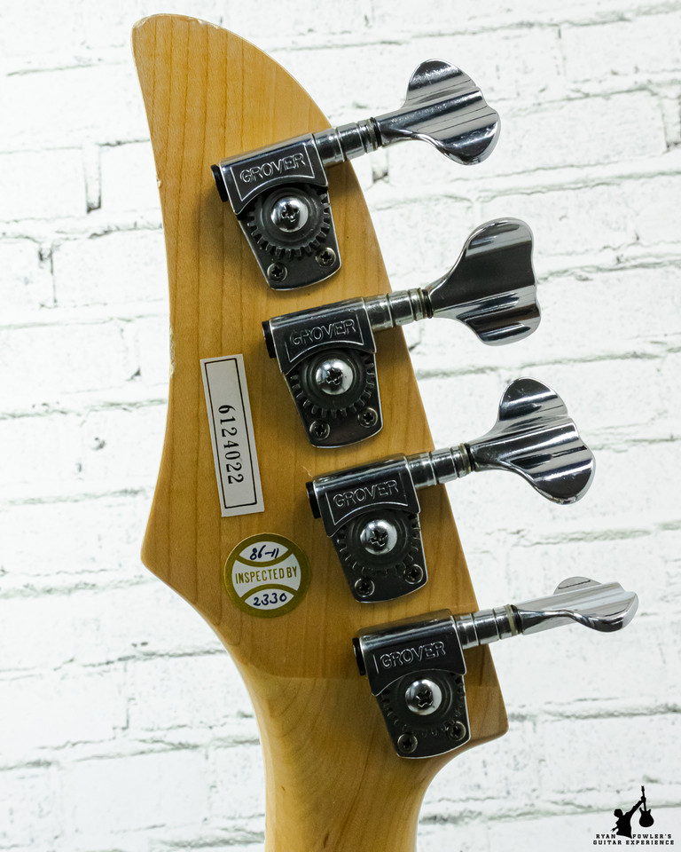 Hondo Fame Series 830 Bass w/hsc