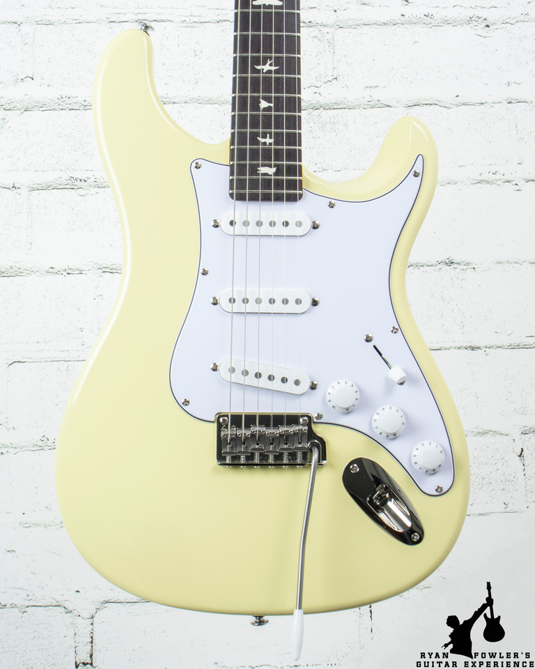 2022 PRS SE Silver Sky Electric Guitar in Moon White W / Gigbag