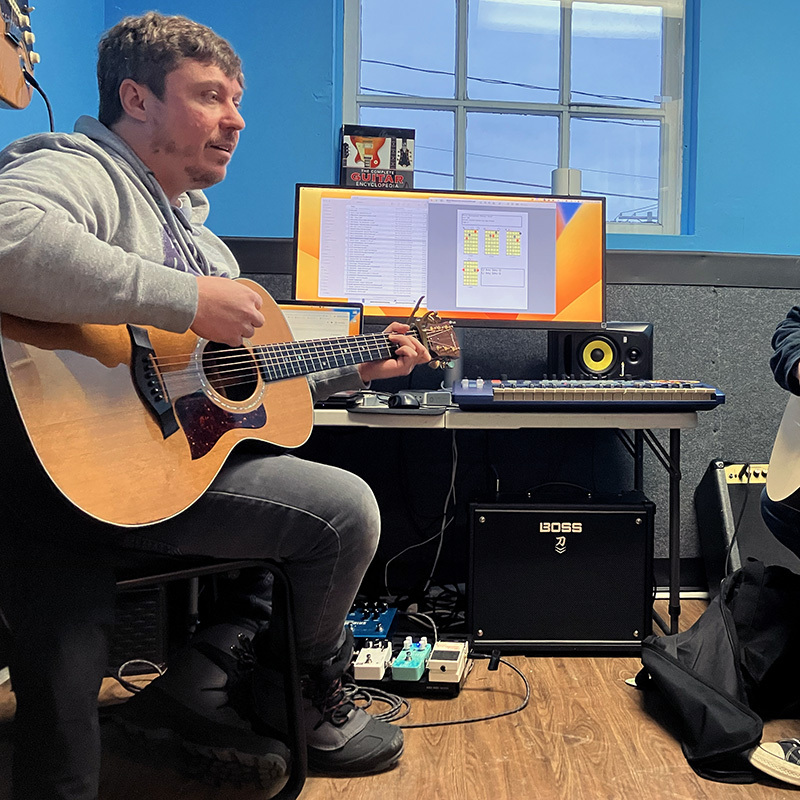 Private guitar lesson at Ryan Fowler's Guitar Experience