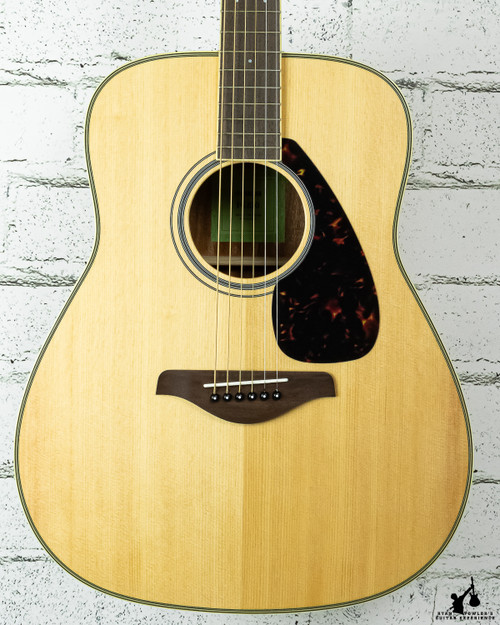 YAMAHA ( ヤマハ ) FG820 NATURAL Yamaha FG820 Dreadnought Acoustic Guitar - Natural - Banjo Ben's