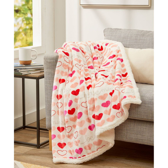 Heart-Themed Sherpa 50 x 60-Inch Throw Blanket product image