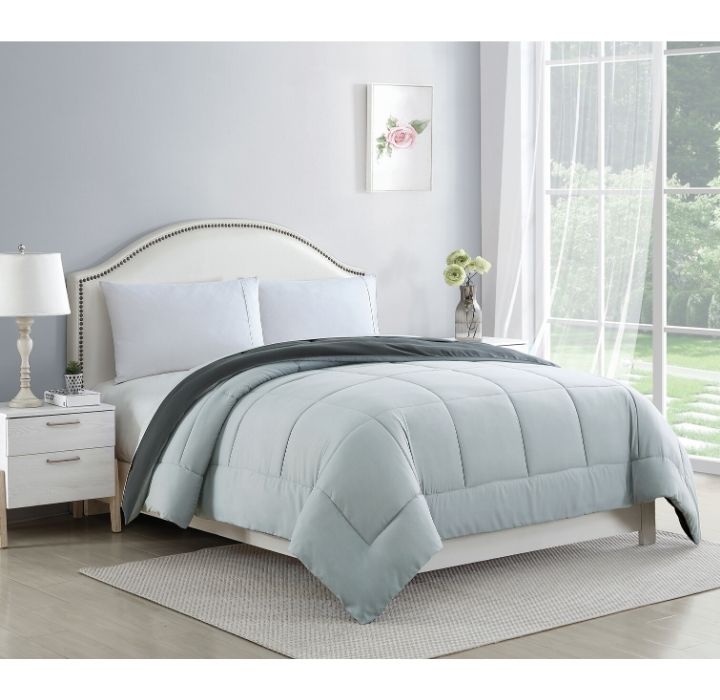 Bibb Home 2Tone Down Alternative Reversible Comforter  King  SilverGrey