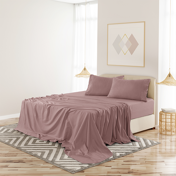 4-Piece Solid Microfiber Deep Pocket Bedding Sheet Set - Full Baby Pink