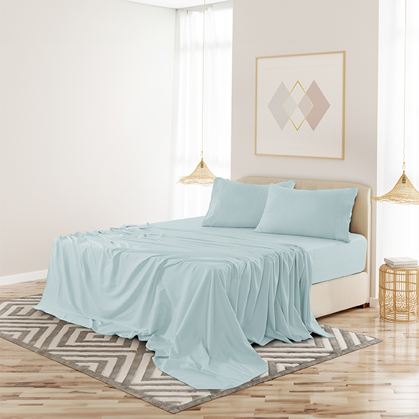 4-Piece Solid Microfiber Deep Pocket Bedding Sheet Set - King Spa Blue