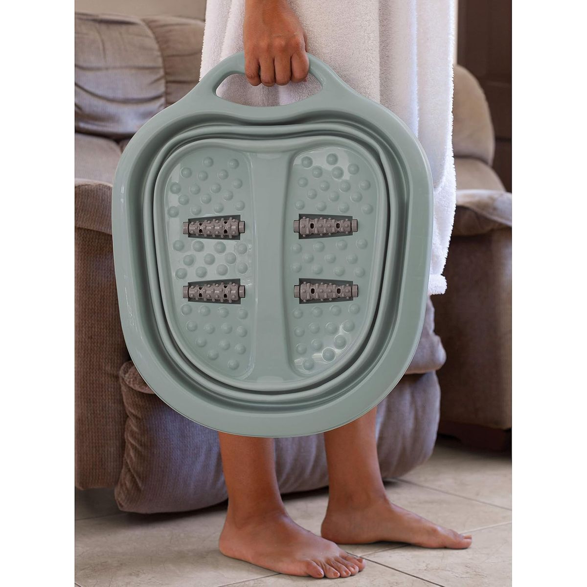 Estelle Beauty Collapsible Foot Bath with Massager  - Estelle Beauty Collapsible Foot Bath Massager - Non-Slip 3 Gal. Capacity - Pink