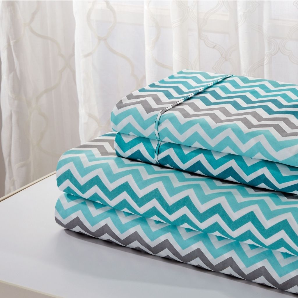 1800-TC Egyptian Luxury Printed Sheet Set by Bibb Home® - King- Aqua Chevron