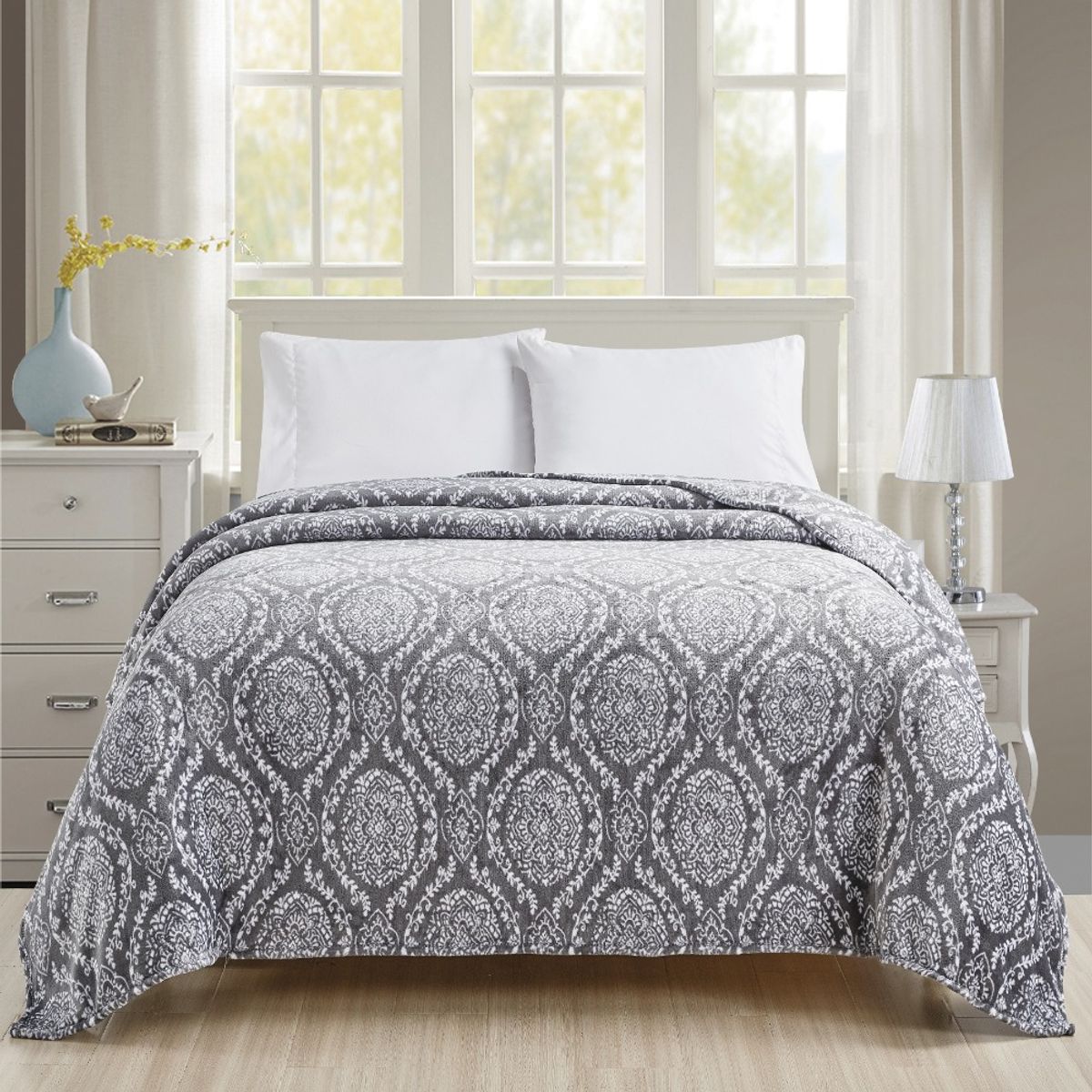 Oversized Queen or King Printed Blanket - Gracey - 102 x 90 Inch Oversized Blanket