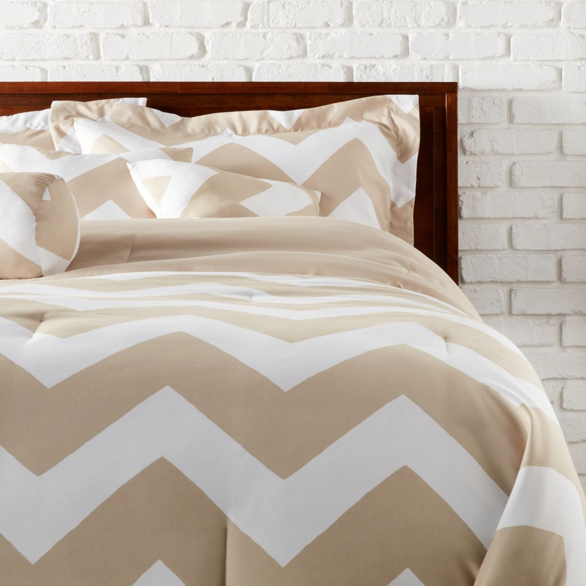 Photos - Duvet Private Label 3-Piece Chevron  Set - Full/Queen- Taupe MW011E