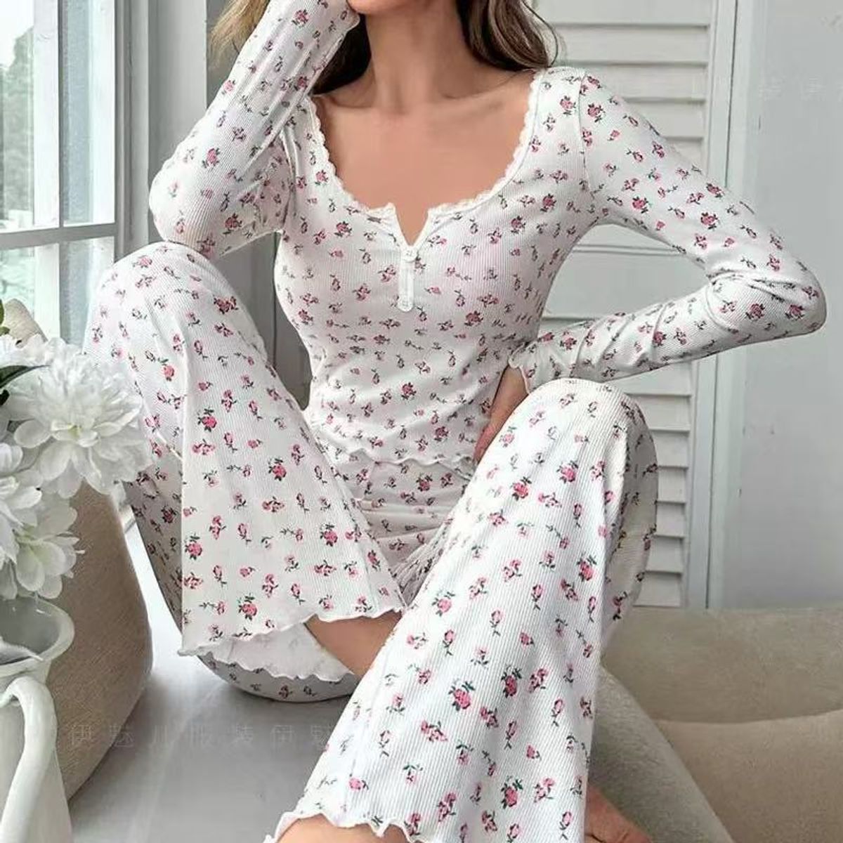 Women's Loungewear Set - White flower-L