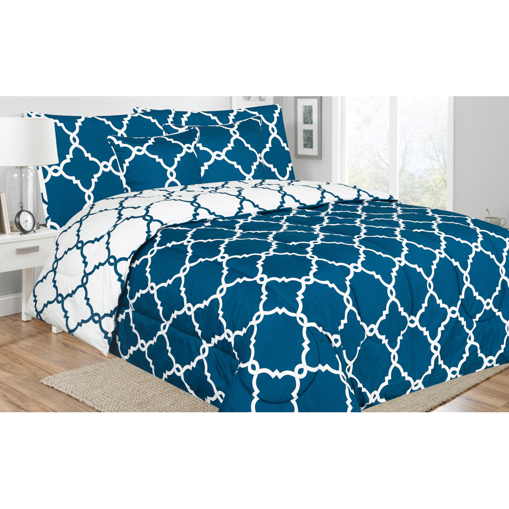 5-Piece Reversible Comforter Set with Throw Pillows - King - Navy