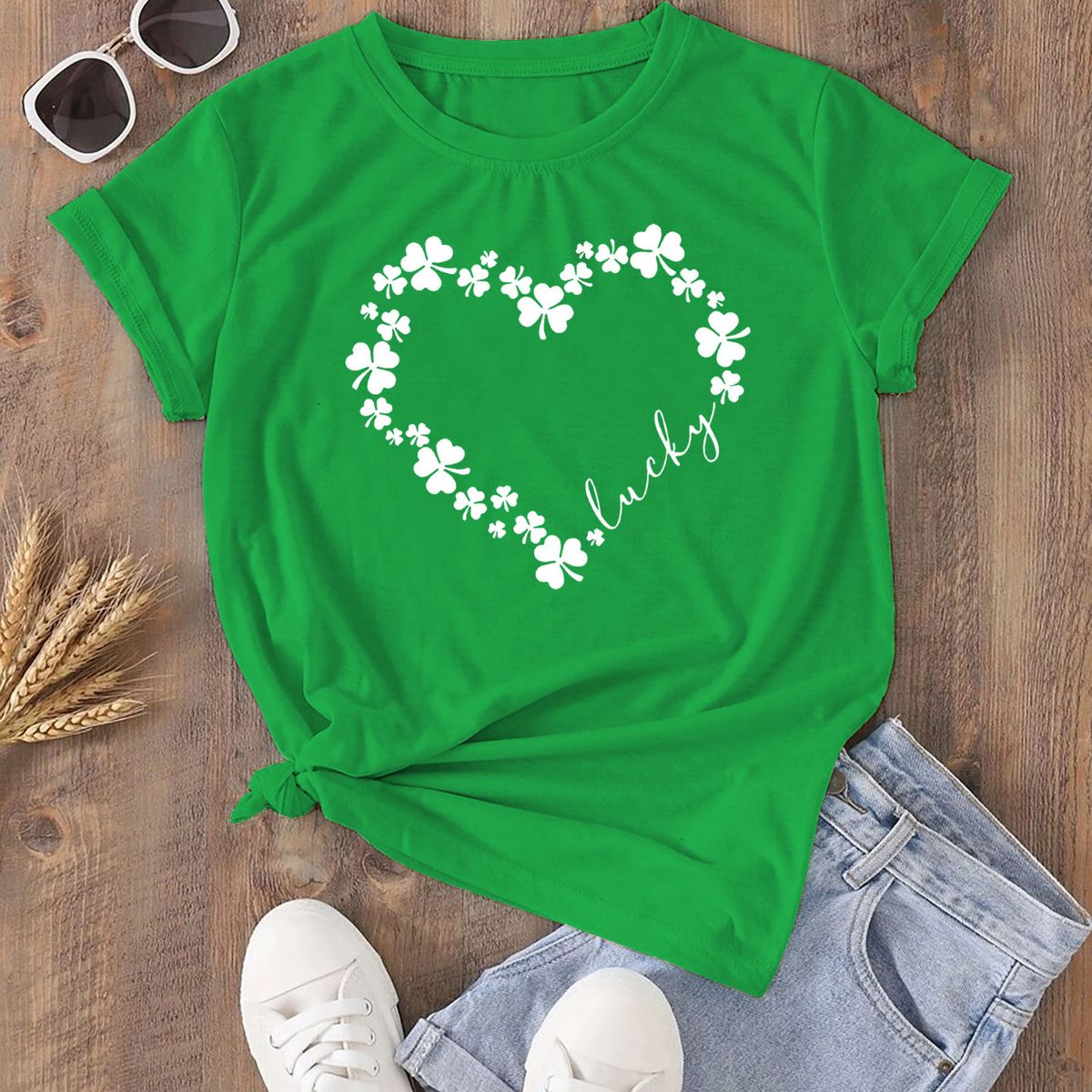 Women's Irish Love St. Patrick's Day Graphic T-Shirts - Heart Shaped Clovers Lucky - K.Green-White Prt / L