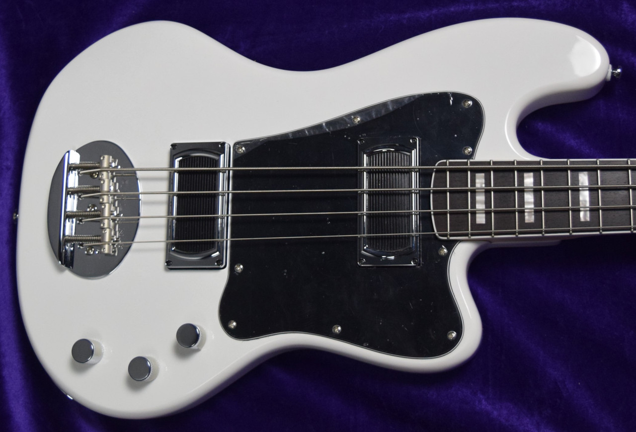 lakland skyline decade bass