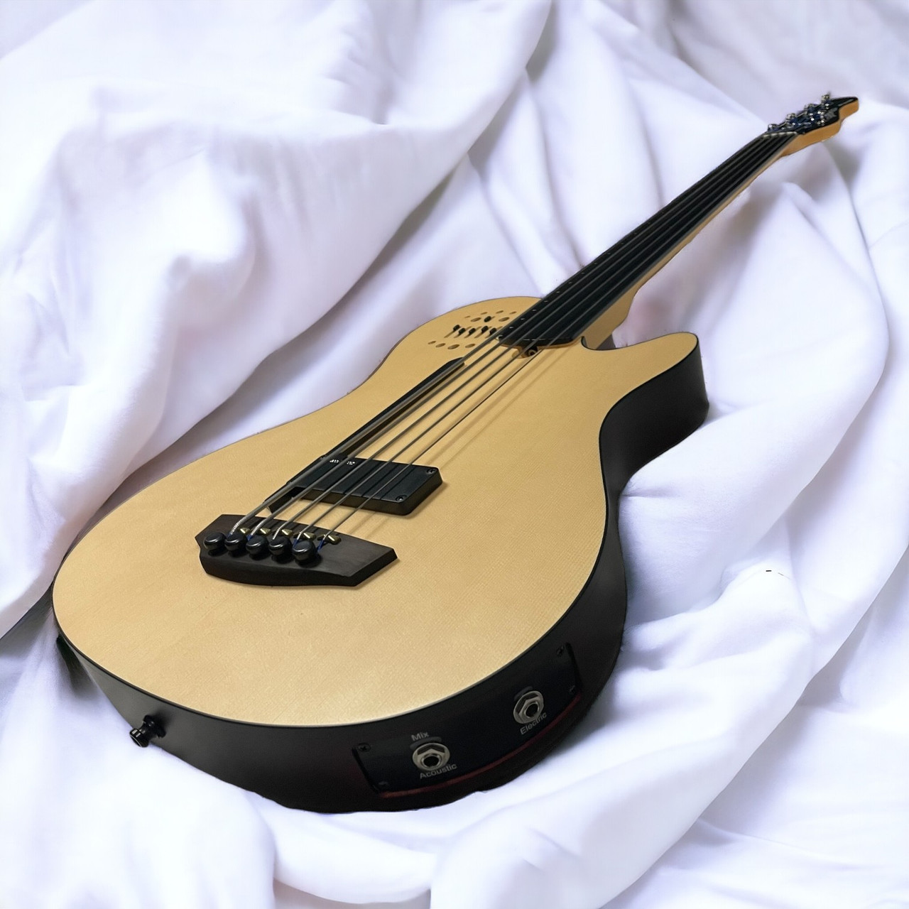 Godin A4 Ultra Fretted （Godin A5 Ultra Fretted <ゴダン>｜平野楽器 