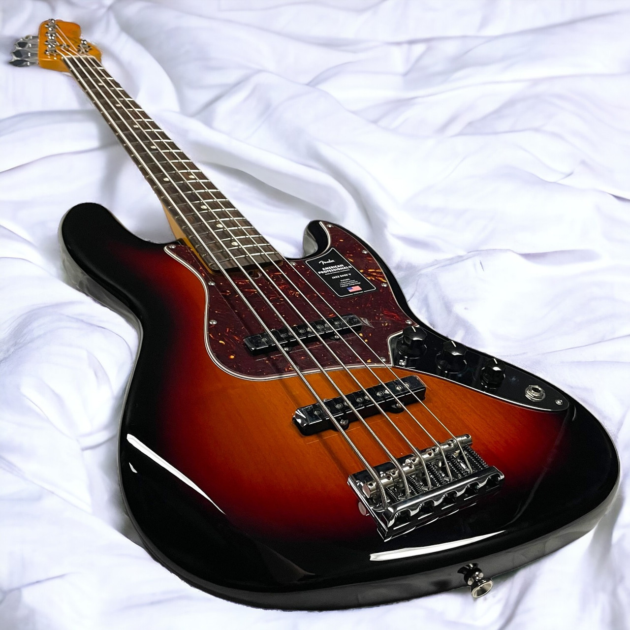 Fender AM Pro II Jazz (5), 3-Tone Sunburst / Rosewood *IN STOCK*
