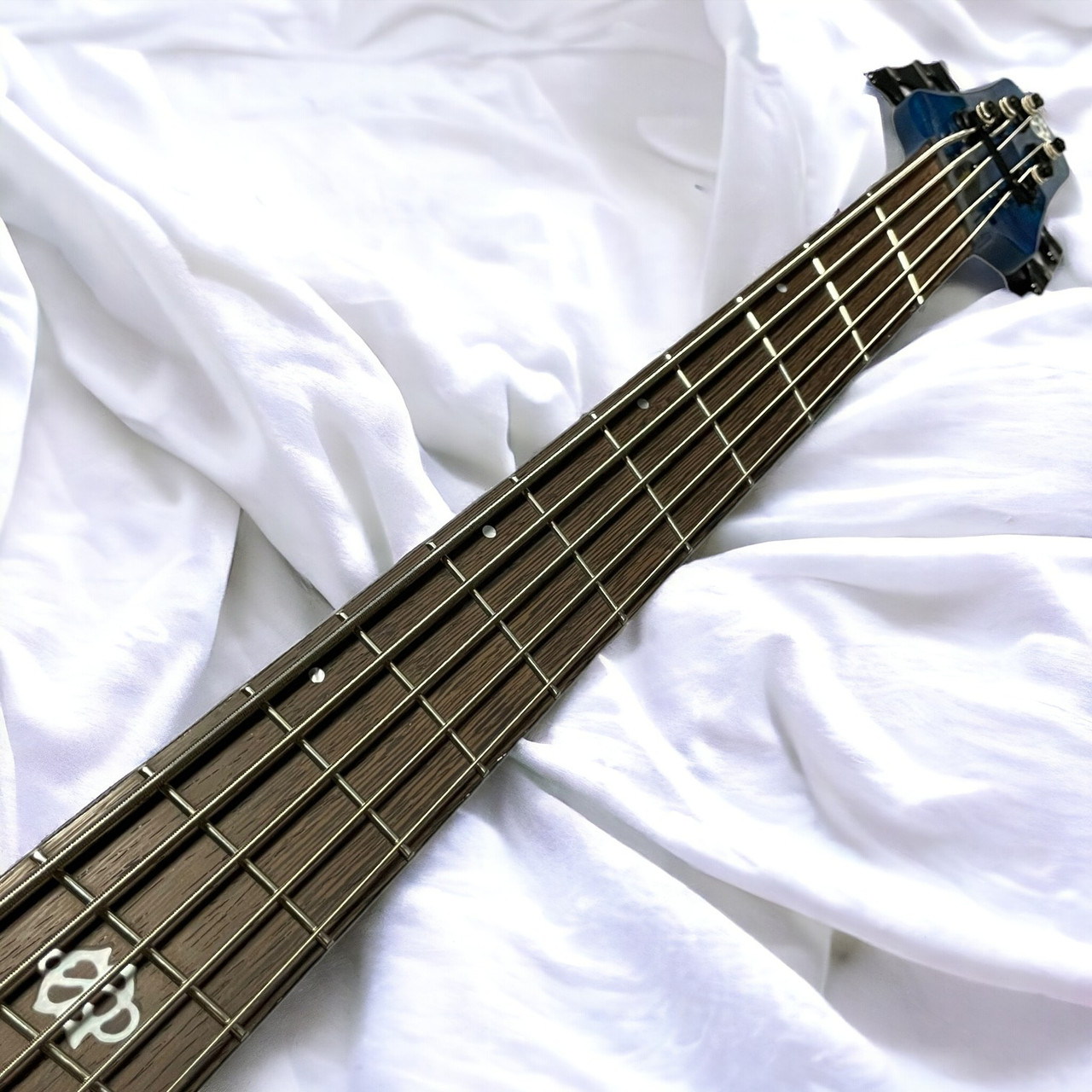 dimension　5弦 ベース Spector NS Dimension 5, Black and Blue Gloss with Wenge