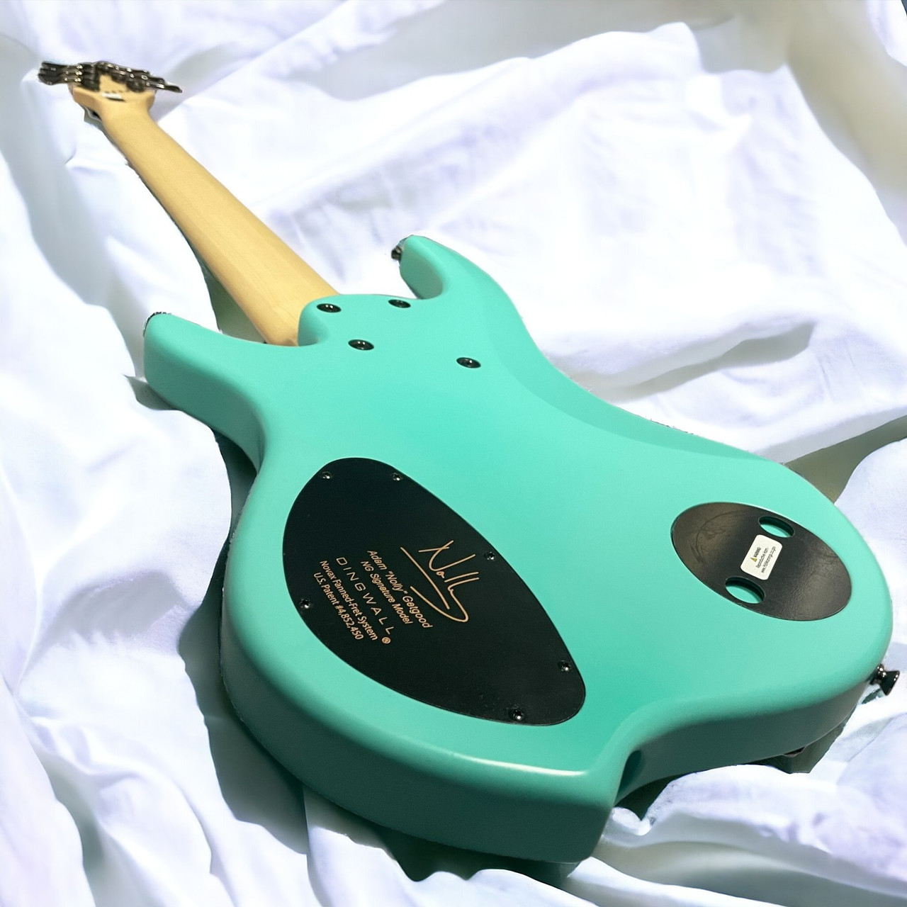 DINGWALL NG-2 6弦ベース Dingwall NG-2 (6), Matte Celestial Blue / Maple *In Stock!