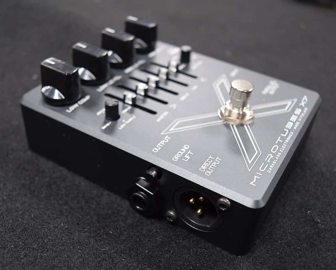 Darkglass Electronics Microtubes X7 Bass Preamp / Distortion Pedal