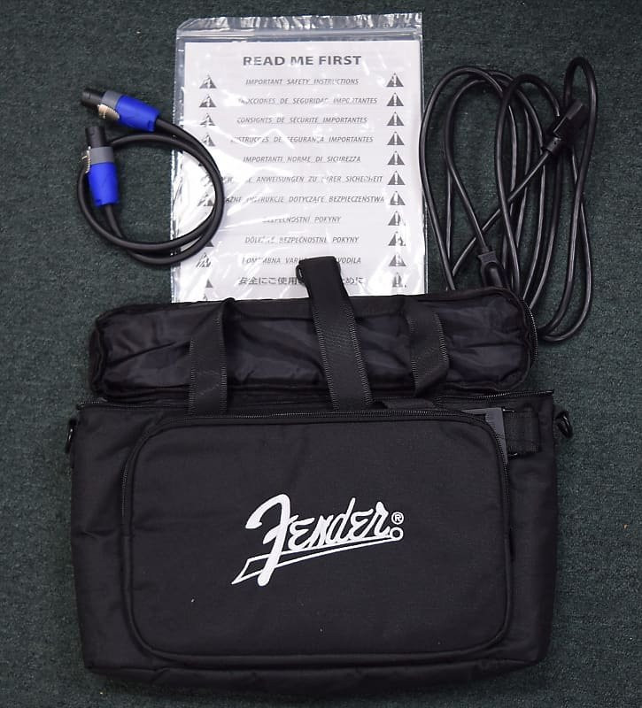 Fender Rumble 800 (watt) Bass Head - Bass Central