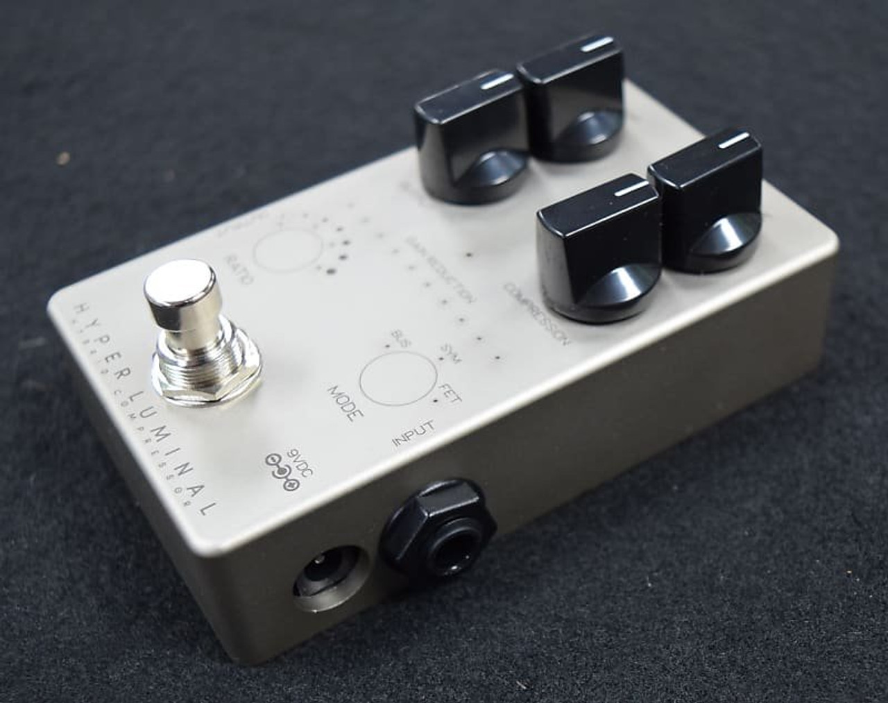 Darkglass Electronics Hyper Luminal Hybrid Compressor