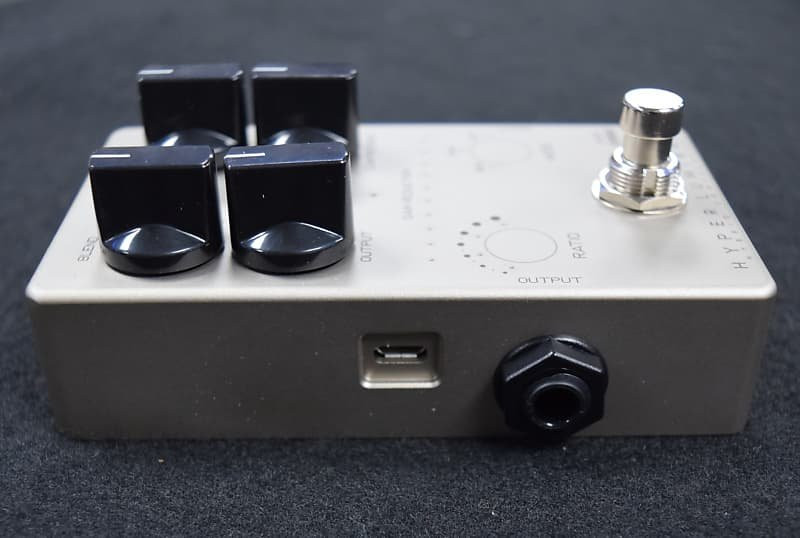 Darkglass Electronics Hyper Luminal Hybrid Compressor
