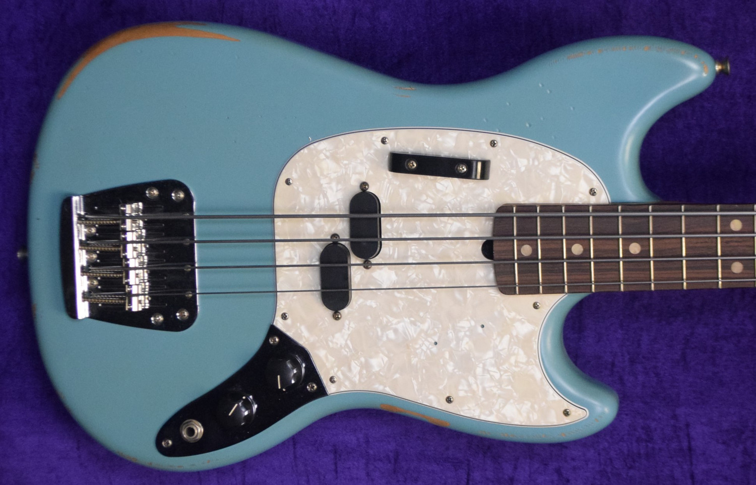 Fender Mustang Justin Meldal-Johnsen (JMJ) Short Scale, Daphne